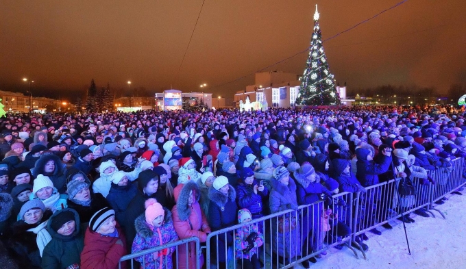 Новогодний фестиваль на Центральной площади Ижевска посетили более 100 тысяч человек