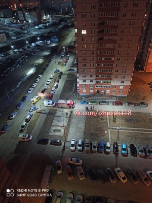 Тело упавшей с высоты женщины обнаружили на улице Ильфата Закирова в Ижевске