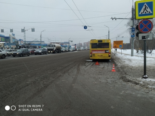 Автобус наехал на женщину на пешеходном переходе в Ижевске
