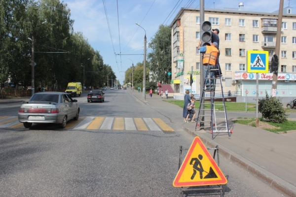 На улицах Пушкинская и 30 лет Победы в Ижевске устанавливают светофоры
