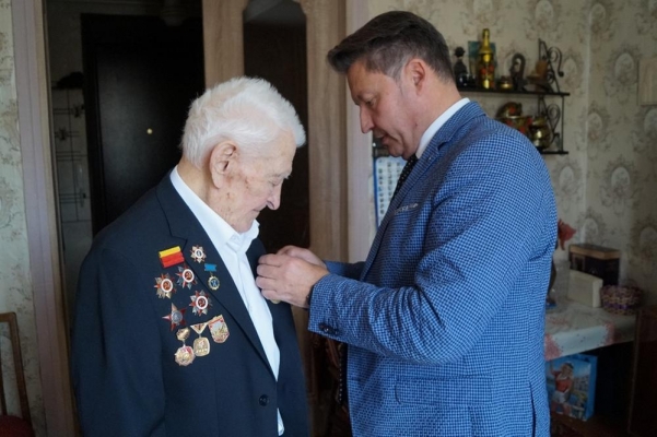 Ветерану из Ижевска вручили государственную награду Белоруссии