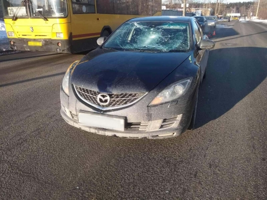 Водитель иномарки сбил 18-летенего юношу на пешеходном переходе в Ижевске 