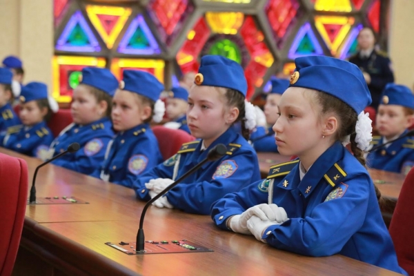 150 школьников Ижевска пополнили ряды курсантов «Школы юных летчиков»
