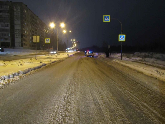 Пьяного мужчину сбили на пешеходном переходе в Ижевске