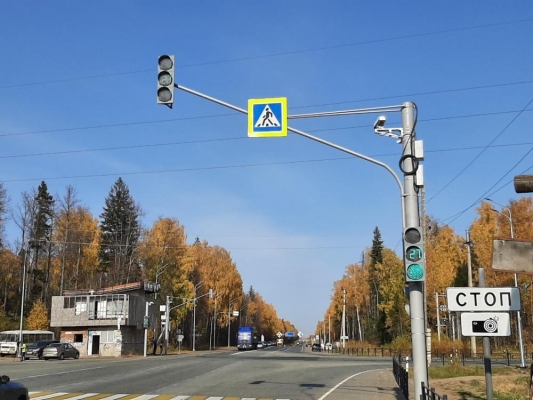На Якшур-Бодьинском тракте на выезде из Ижевска заработали светофоры, камеры и освещение