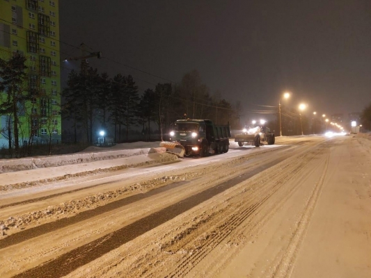 Ижевчанам рассказали с каких улиц вывезут снег в столице Удмуртии
