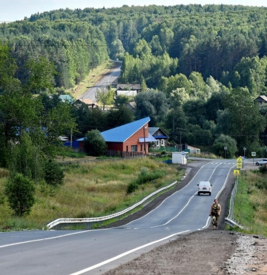 Строительство трех сельских дорог началось в Удмуртии
