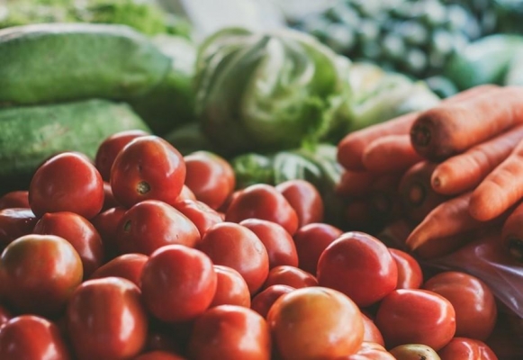 Рост цен на помидоры, баранину, морковь и отечественные автомобили зафиксировали в Удмуртии