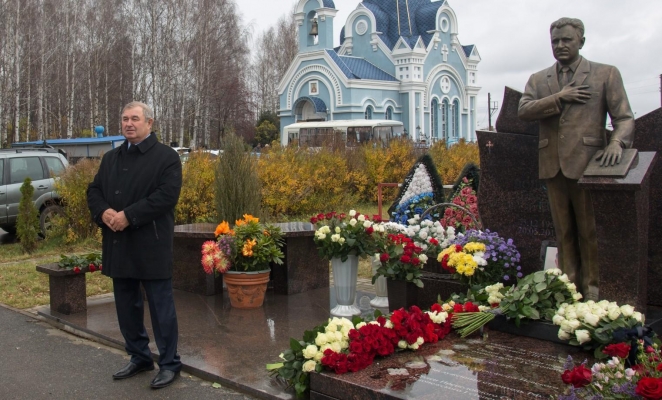 15 октября может стать официальным днем памяти первого Президента Удмуртии Александра Волкова
