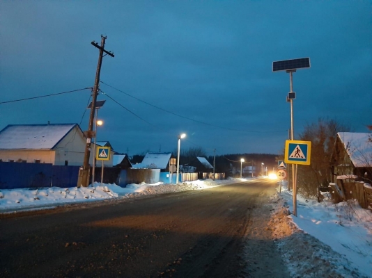 Пять автономных светофоров на солнечных батареях установили на дорогах Удмуртии