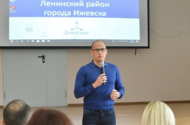 Глава Удмуртии Александр Бречалов раскритиковал работу главы Ленинского района Ижевска