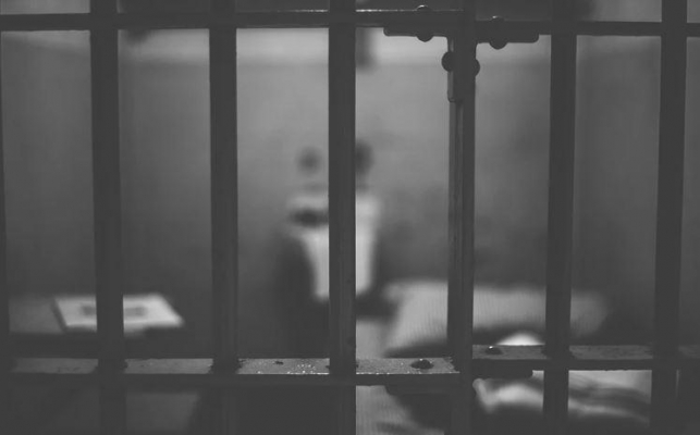 Присяжные признали бывшего учителя из Удмуртии виновным в убийстве и растлении малолетних