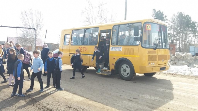 Администрацию Завьяловского района оштрафовали за отсутствие подвоза детей в школу