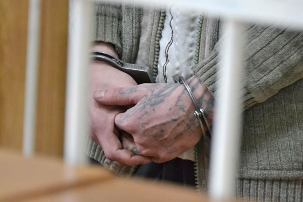 Изнасиловавшего малолетнюю девочку 55-летнего жителя Глазова приговорили к 7 годам лишения свободы 