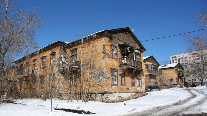 Жильцов 13 аварийных домов расселят в Ижевске в 2021 году