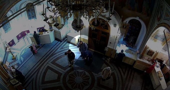 Похитителя иконы из кафедрального собора разыскивают в Ижевске