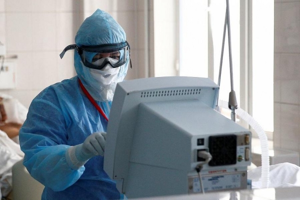 Еще три пациента с коронавирусом скончались в Удмуртии, 80 человек заболели