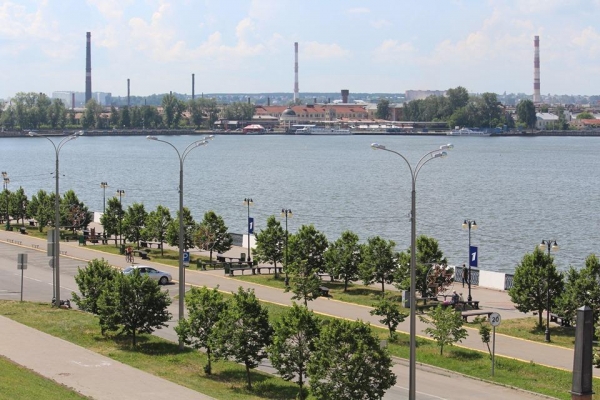 Пешеходная зона появится на набережной Ижевского пруда