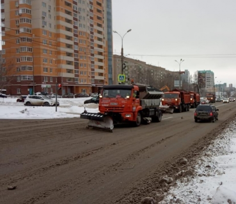 Очистить улицы Ижевска от снега планируют до возвращения горожан с работы домой