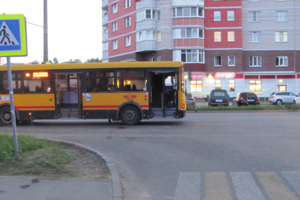 Автобус в Ижевске сбил на «зебре» мальчика