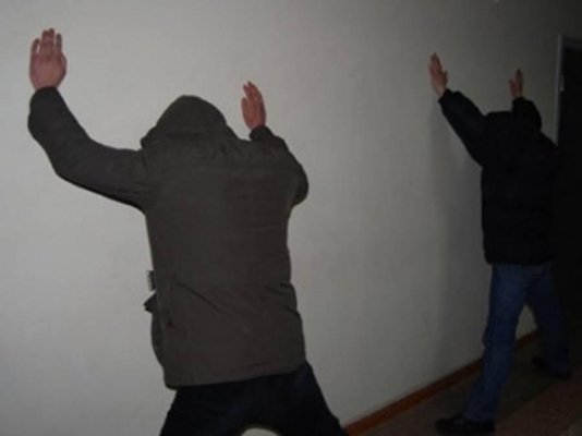 Группа подростков в Ижевске вымогала деньги и грабила сверстников