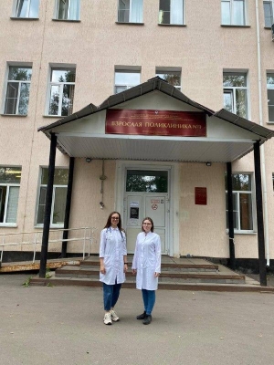 Молодые терапевты выбирают Глазов: Глазовская межрайонная больница приняла врачей из Коми и Кировской области