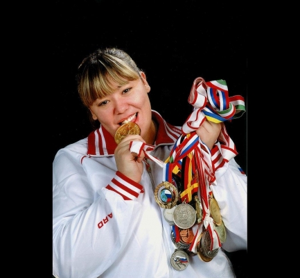 Удмуртская спортсменка Анна Полякова стала 17-кратной чемпионкой мира по сумо