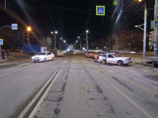 Виновник массового ДТП в Ижевске угнал автомобиль
