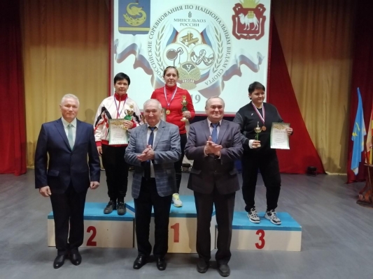 Сборная Удмуртии взяла бронзу на Всероссийских соревнованиях по гиревому спорту
