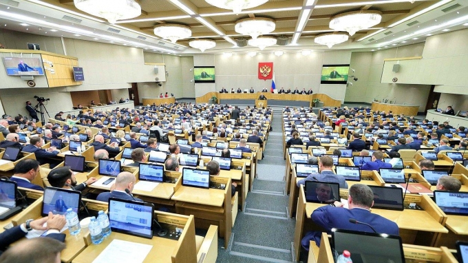 Госдума приняла во II чтении законопроект о запрете пропаганды ЛГБТ и педофилии