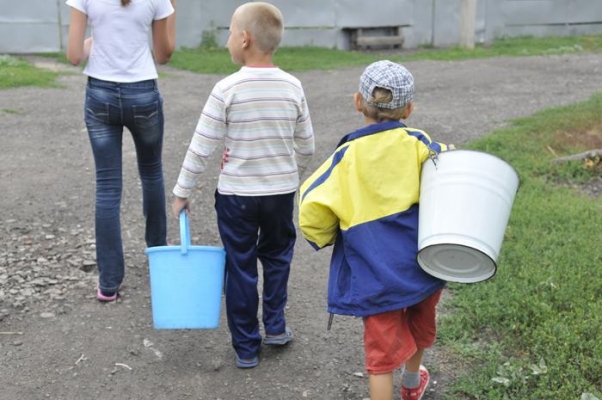 Прокуратура потребовала обеспечить жителей Воткинска питьевой водой
