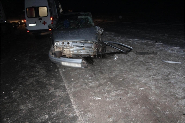 «Легковушка» столкнулась с грузовиком по вине пьяного водителя на трассе в Удмуртии