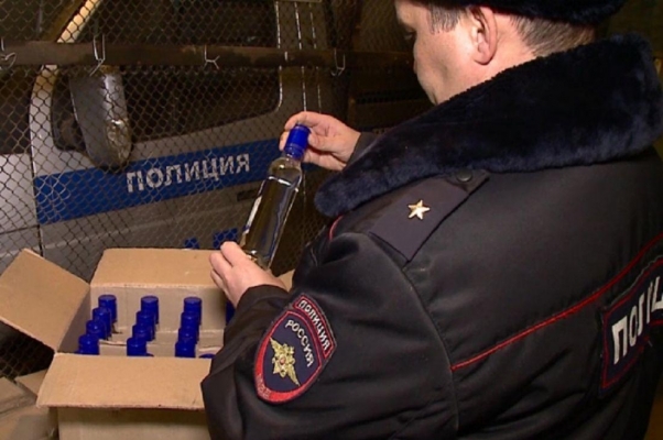 Более 2,5 тысяч литров контрафактного алкоголя изъяли полицейские Удмуртии