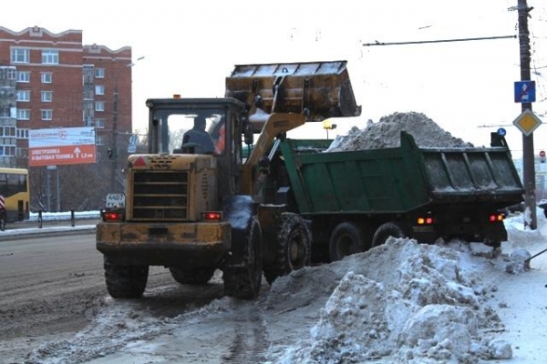 Почти 20 тысяч кубометров снега вывезли из Ижевска за выходные дни 