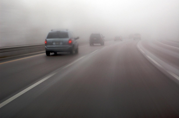 На дорогах Удмуртии ожидается плохая видимость из-за тумана