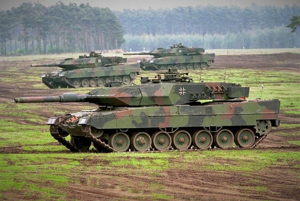 Германия согласилась передать Украине танки «Leopard»