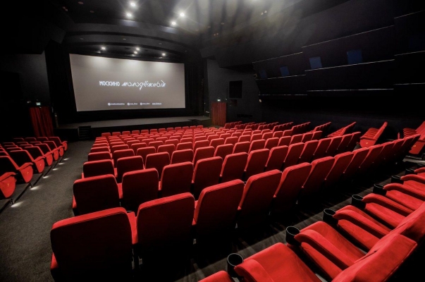 Кинотеатры Удмуртии закрывают часть залов и сокращают время работы