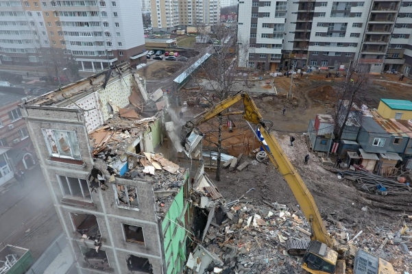 Госдума рассмотрит законопроект о реновации жилья в России по аналогии с Москвой