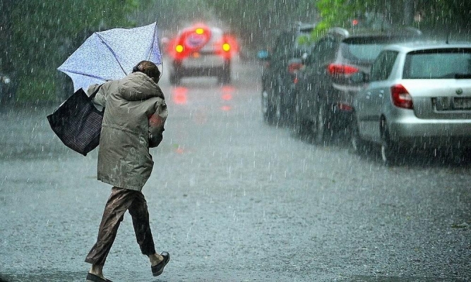 Жителей Удмуртии вновь предупредили о сильных дождях