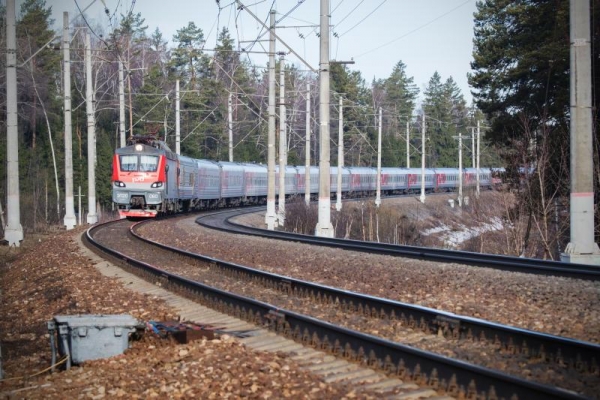 Дополнительные поезда отправятся из Ижевска до Москвы и Петербурга на майские праздники