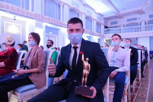Александр Бречалов наградил лучших представителей спортивной отрасли по итогам сезона