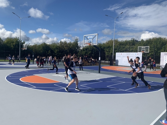 Промсвязьбанк открыл в Ижевске Центр уличного баскетбола