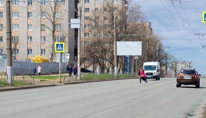 Два пешеходных перехода перенесут на улице Ворошилова в Ижевске