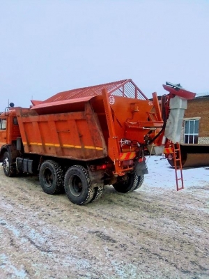 Районы Удмуртии получат новое оборудование для зимнего содержания дорог