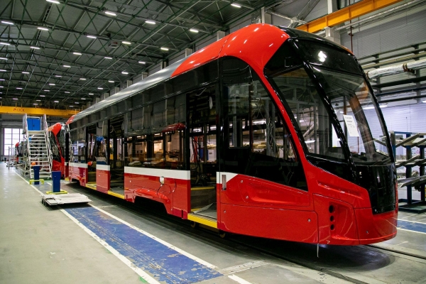 Новые низкопольные трамваи отправят в Ижевск до 8 декабря