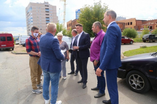 В Ижевске до открытия новой школы на улице Ильфата Закирова планируют обустроить тротуары