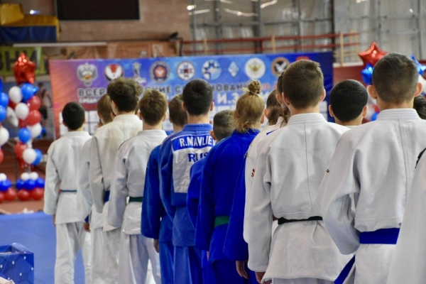 Около 200 спортсменов приняли участие во XVIII Всероссийском турнире по дзюдо в Удмуртии
