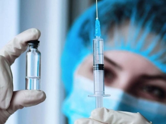 В Ижевской школе №30 вакцинировались от коронавируса 100% сотрудников