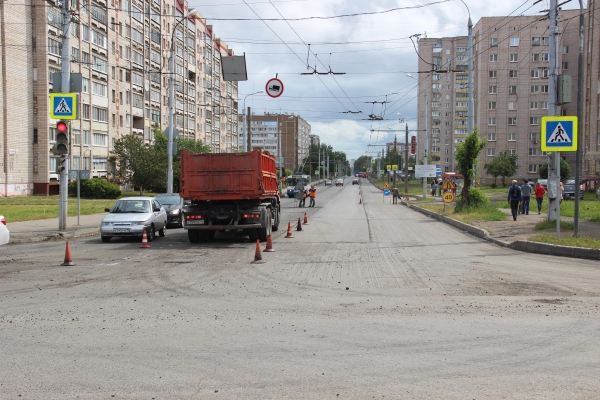 Три дополнительных участка дорог отремонтируют в Ижевске в рамках нацпроекта