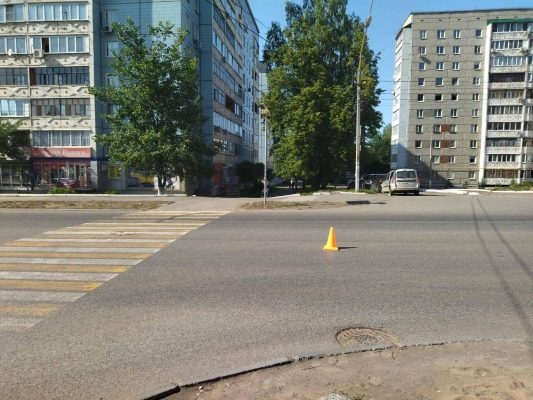 Иномарка на «зебре» сбила пешехода в Ижевске